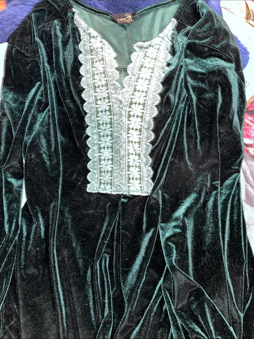 Women's Emerald Green Velvet Blouse with Lace-Trim V-Panel
